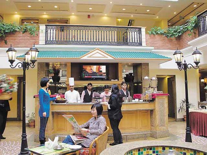 Savoy Suites Noida Eksteriør billede